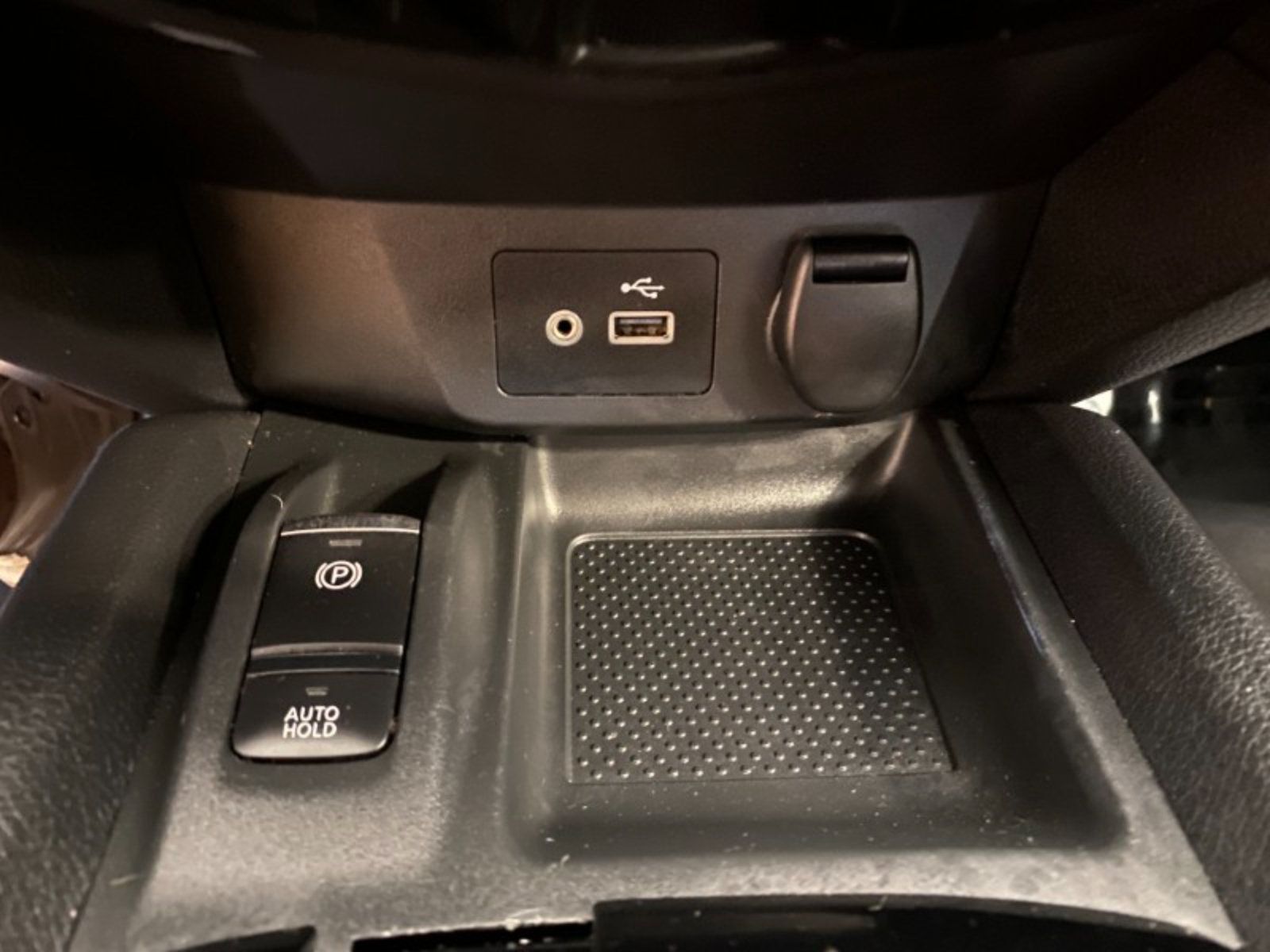 Used 2020 Nissan Rogue SV w/ Sun & Sound Touring Package AWD/4WD image 43