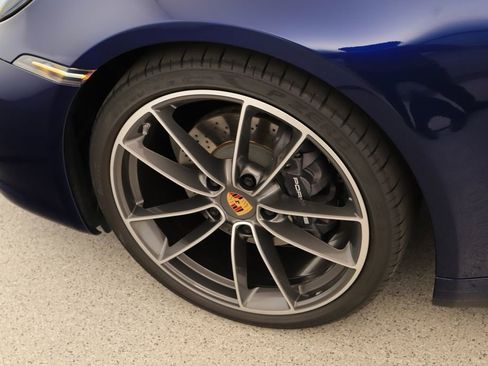 Used 2020 Porsche 911 Carrera RWD image 43