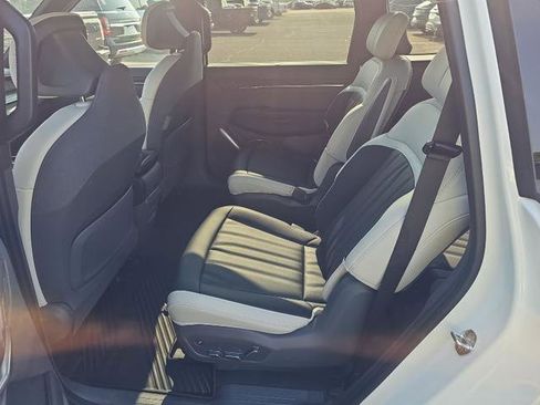 Used 2024 Kia EV9 GT-Line image 4