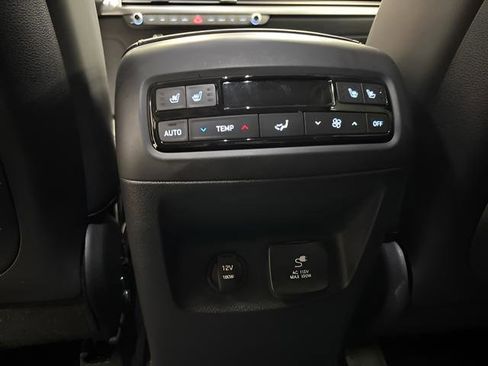 Used 2025 Hyundai Palisade SEL AWD/4WD image 40