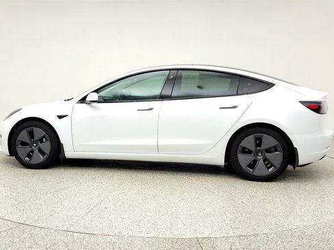 Used 2021 Tesla Model 3 Standard Range Plus RWD image 8