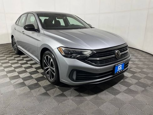 Certified 2024 Volkswagen Jetta Sport FWD image 2