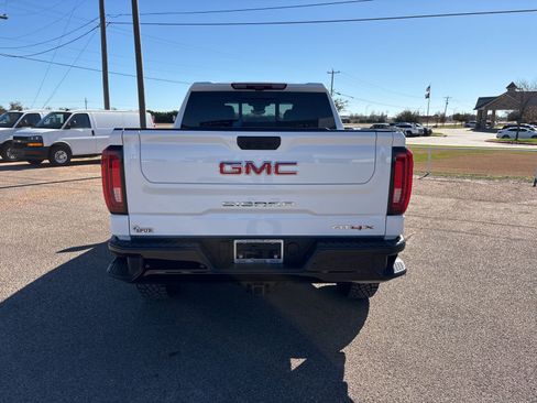Certified 2025 GMC Sierra 1500 AT4X image 4
