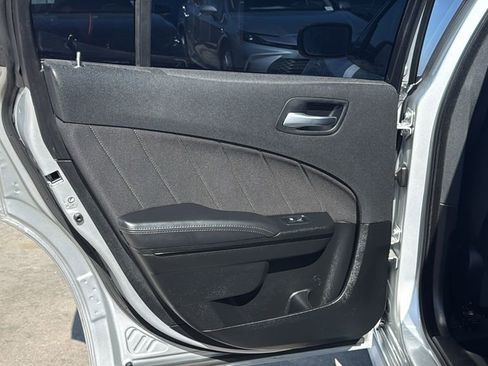 Used 2022 Dodge Charger R/T w/ Blacktop Package image 16