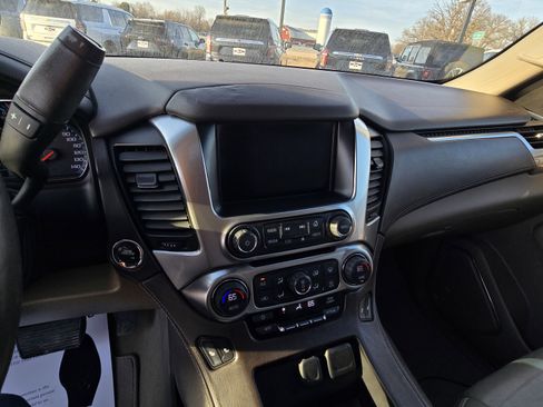 Used 2017 Chevrolet Tahoe LT image 12