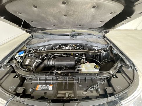 Used 2022 Ford Explorer ST-Line AWD/4WD image 27