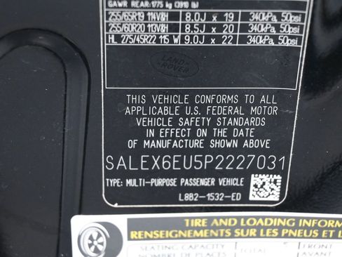 Used 2023 Land Rover Defender 90 X image 17