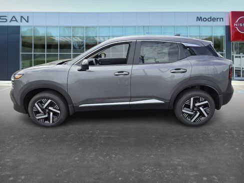 New 2026 Nissan Kicks SV image 7