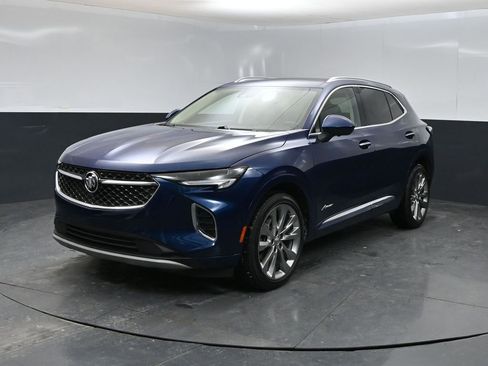 Used 2022 Buick Envision Avenir w/ Technology Package II FWD image 6