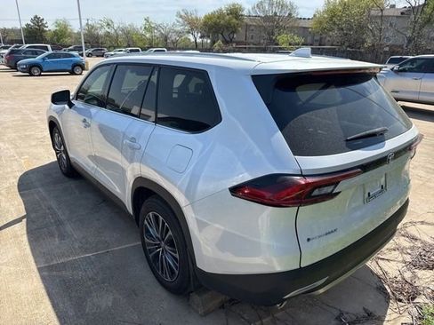 Used 2026 Toyota Grand Highlander AWD Hybrid image 6