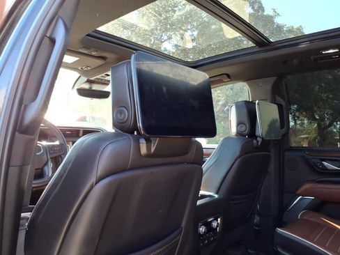 Certified 2024 GMC Yukon Denali Ultimate image 21