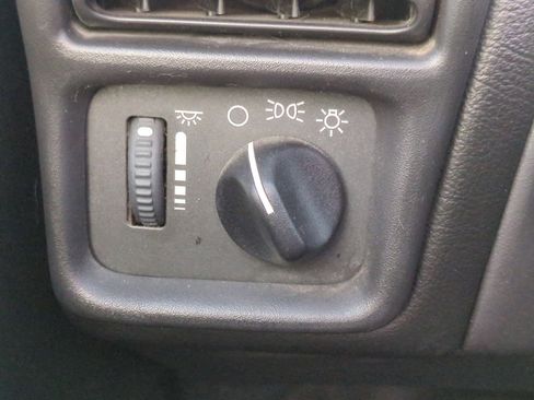 Used 2002 Chevrolet Camaro LT image 29