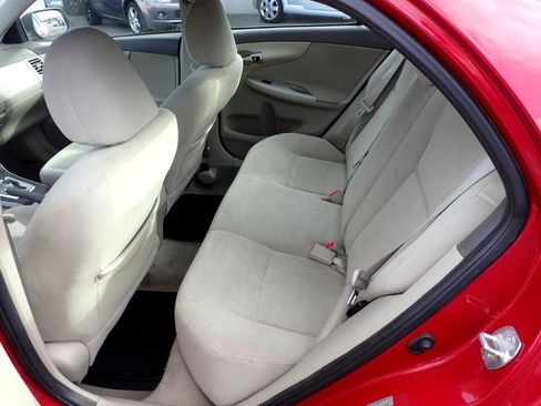 Used 2010 Toyota Corolla LE image 10