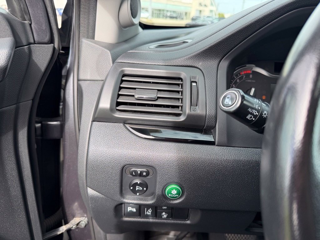 Used 2017 Honda Pilot Touring image 19