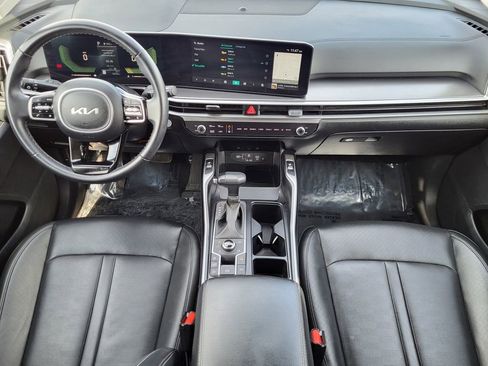 Used 2024 Kia Sorento S AWD/4WD image 16