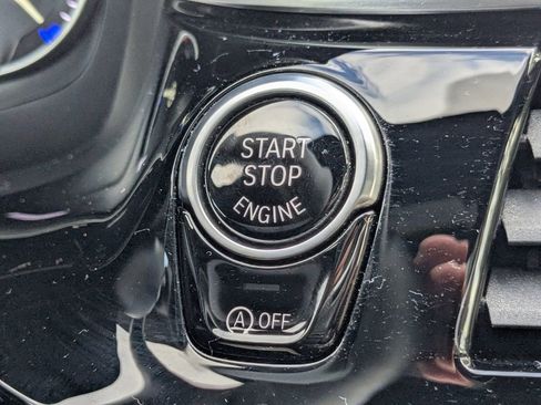 Used 2017 BMW 530i xDrive image 29