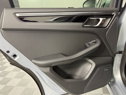 Certified 2026 Porsche Macan S AWD/4WD image 29