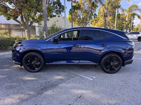 Certified 2025 Nissan Murano SV FWD image 5