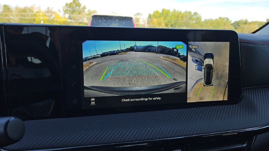 Used 2026 Nissan Kicks SR FWD image 12