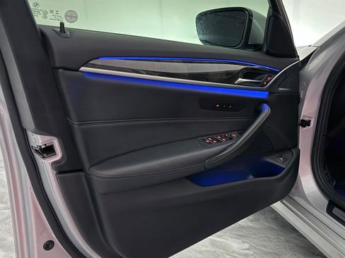 Used 2019 BMW 530i xDrive image 17