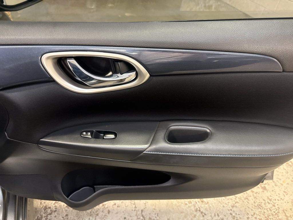 Used 2016 Nissan Sentra SR FWD image 21