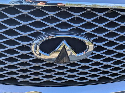 Used 2023 INFINITI QX80 Sensory w/ Cargo Package image 33