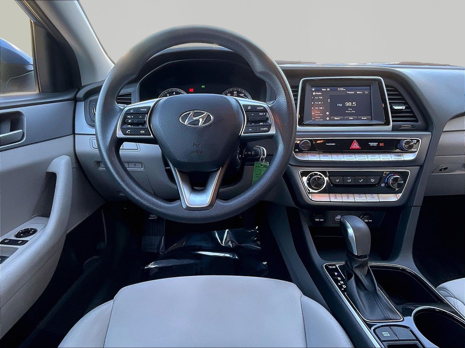 Used 2018 Hyundai Sonata SE FWD image 8