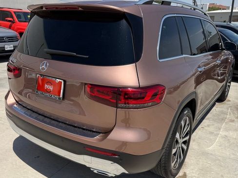 Used 2023 Mercedes-Benz GLB 250 image 9