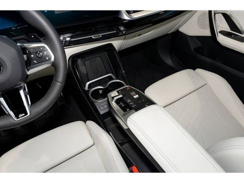 New 2026 BMW X2 xDrive28i w/ Technology Package AWD/4WD image 38