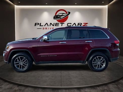 Used 2018 Jeep Grand Cherokee Limited w/ Trailer Tow Group IV RWD image 2