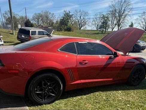 Used 2015 Chevrolet Camaro LS RWD image 3