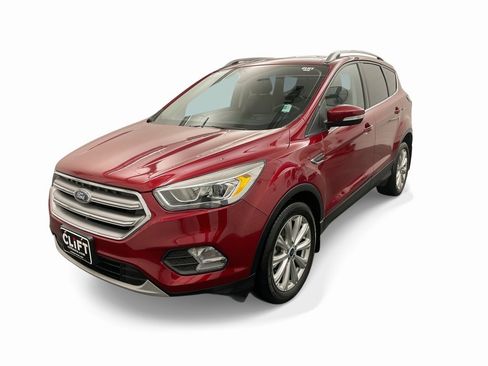 Used 2017 Ford Escape Titanium image 32