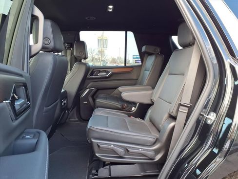 Used 2025 GMC Yukon Denali image 11