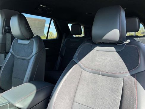 New 2026 Ford Explorer ST image 25