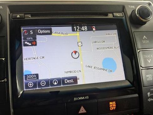 Used 2016 Toyota Camry XLE image 27