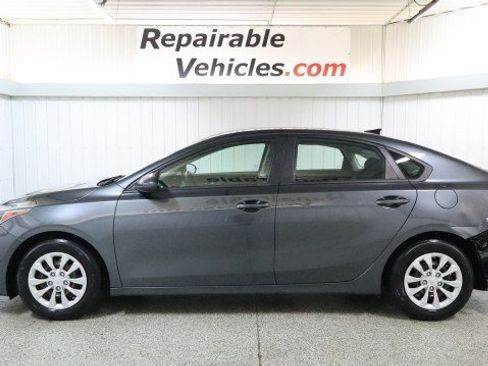 Used 2020 Kia Forte Sedan FWD image 1