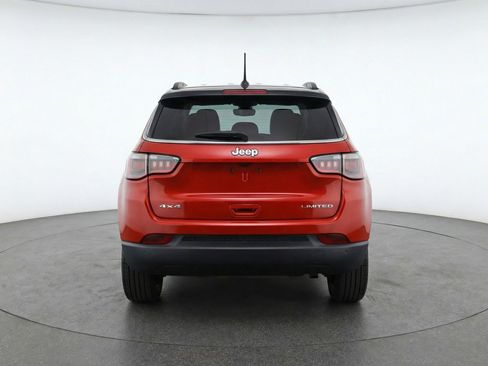 Used 2025 Jeep Compass Limited image 7