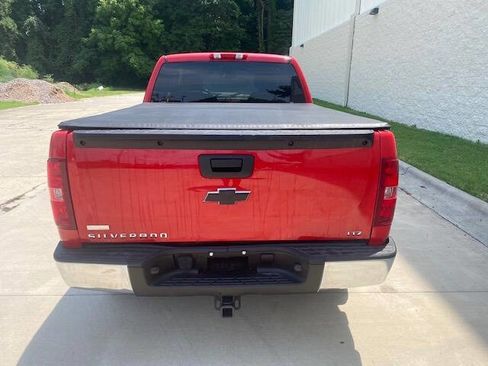 Used 2010 Chevrolet Silverado 1500 LTZ image 21