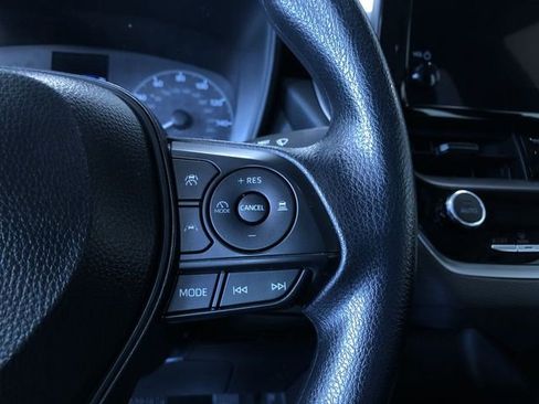 Certified 2025 Toyota Corolla LE image 26