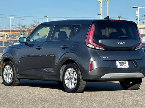 Used 2023 Kia Soul LX w/ Option Group 015 image 5