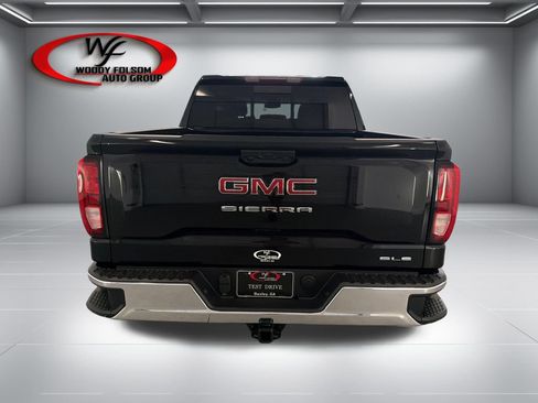 New 2026 GMC Sierra 1500 SLE w/ Preferred Package RWD image 8