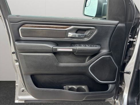 Used 2020 RAM 1500 Laramie AWD/4WD image 25