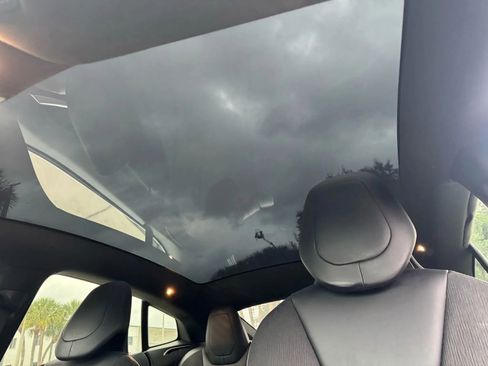 Used 2017 Tesla Model S 75 image 29