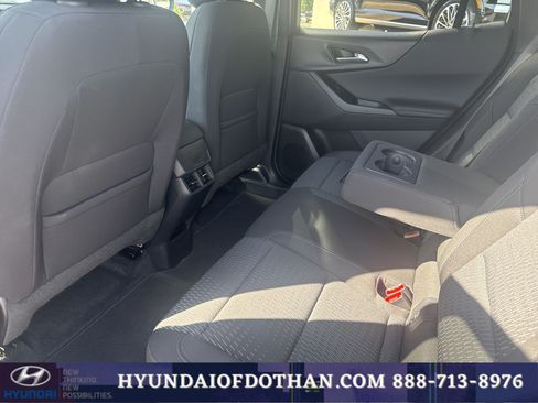 Used 2026 Chevrolet Equinox LT FWD image 12
