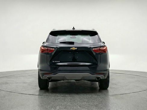 Used 2025 Chevrolet Blazer LT FWD image 7