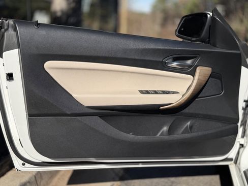 Used 2019 BMW 230i Convertible w/ Convenience Package image 29