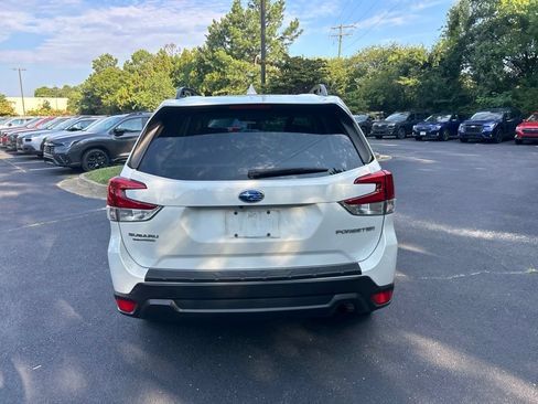 Used 2023 Subaru Forester Premium AWD/4WD image 5