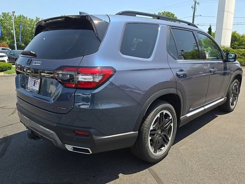New 2026 Honda Pilot Touring image 6