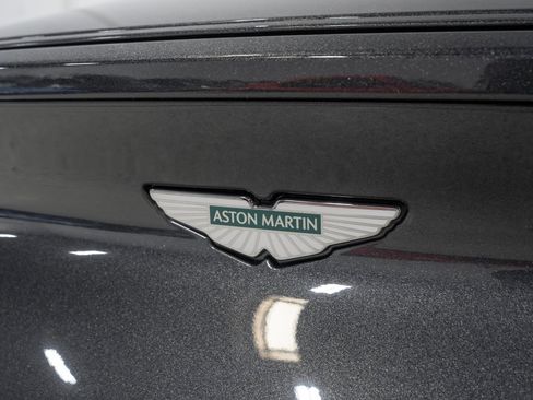 Used 2024 Aston Martin DB12 Coupe RWD image 27