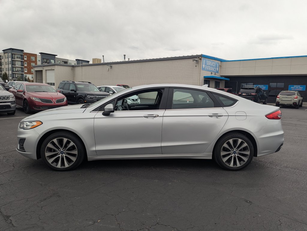 Used 2019 Ford Fusion SE AWD/4WD image 8